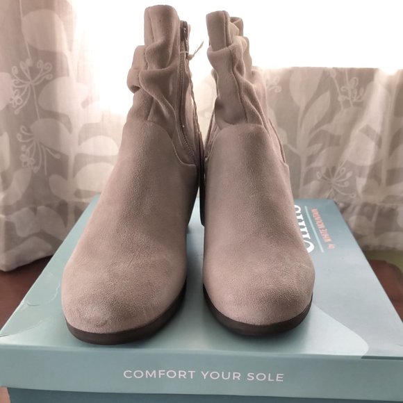 Cliffs by White Mountain Alina boots Size 9M - Picture 1 of 16